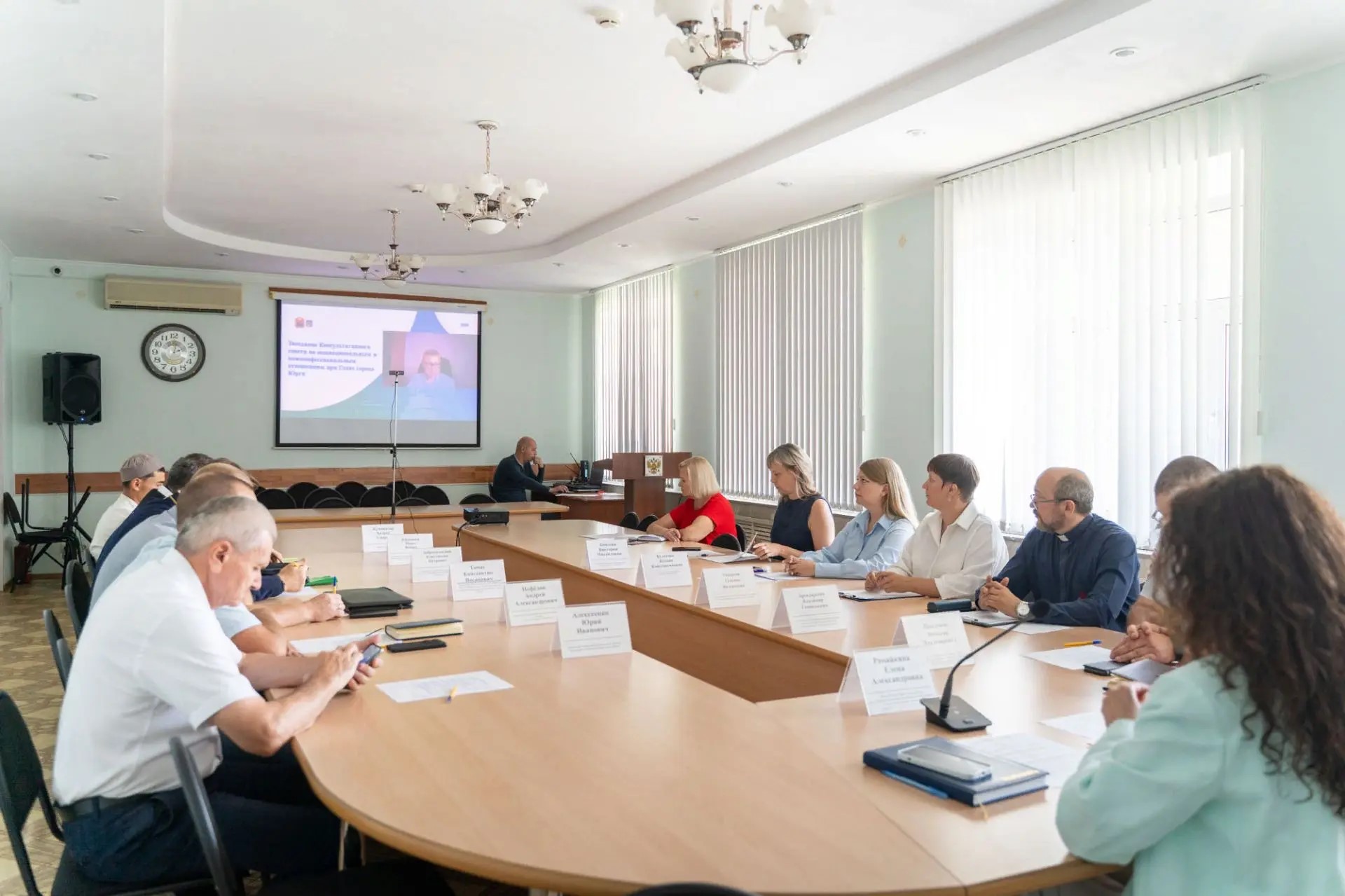 В малом зале Администрации города Юрги прошло заседание Консультативного совета по межнациональным и межконфессиональным отношениям при Главе города Юрги